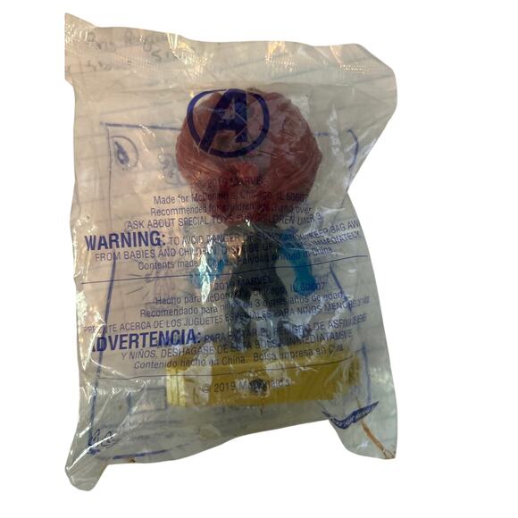 NIP Marvel Avengers 2019 McDonald's Happy Meal Toy Black Widow - Picture 2 of 3